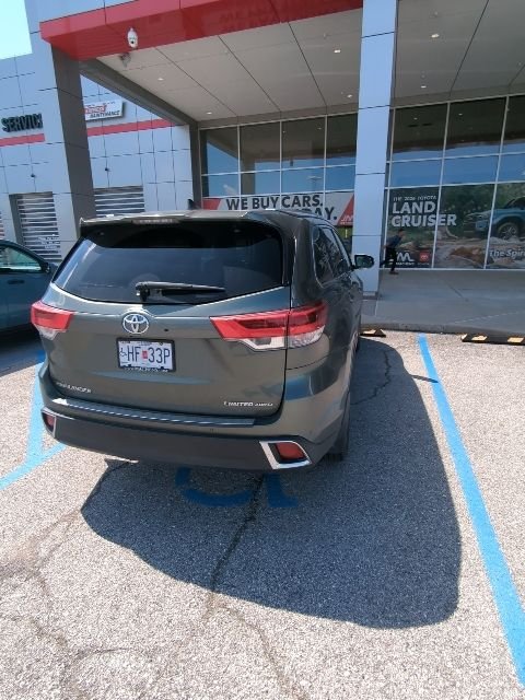 Used 2019 Green Toyota Limited image 4