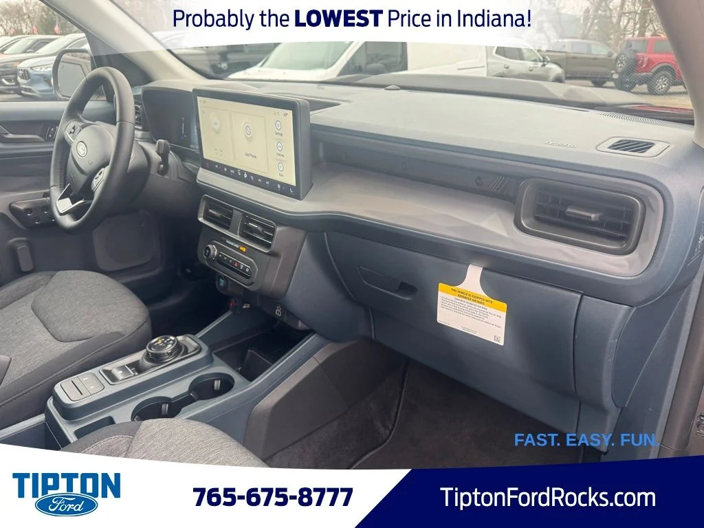 New 2025 Shadow Black Ford XLT image 27