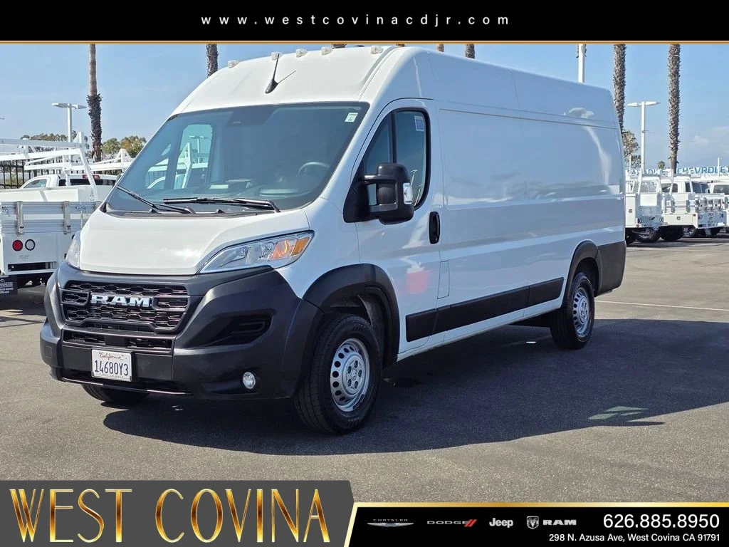 Used 2025 White Ram High Roof image 33
