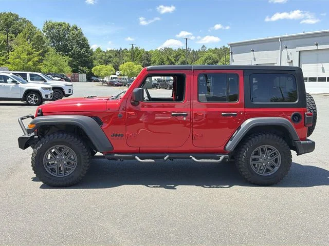 Used 2024 Red Jeep Sport S image 10