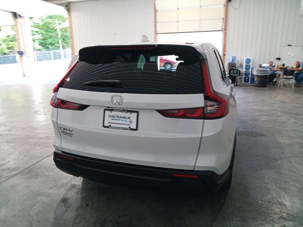 Used 2025 White Honda EX-L image 4