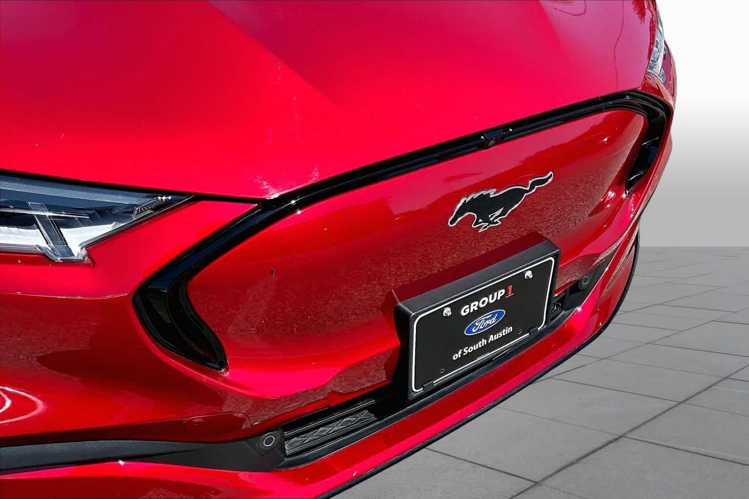 Certified Used 2023 Rapid Red Metallic Tinted Clearcoat Ford Premium image 32