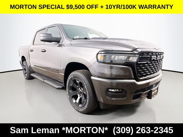 New Commercial Trucks & Vehicles Available in Morton | Sam Leman