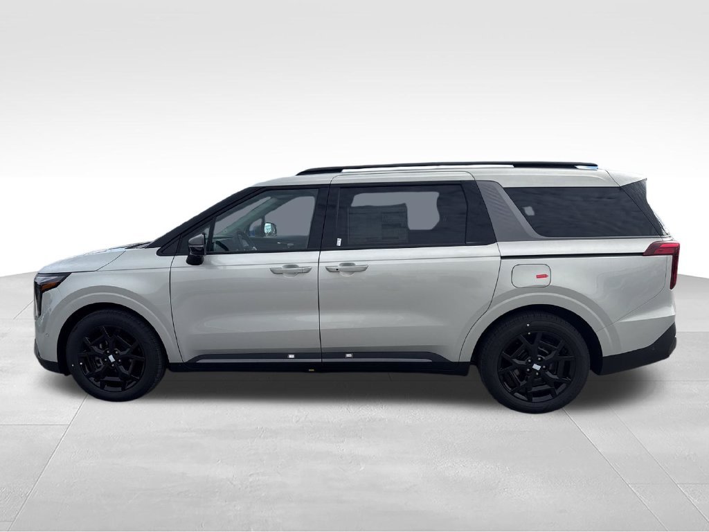 New 2027 Silver Kia SX image 2