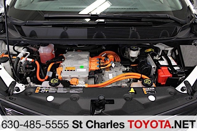 Used 2020 White Chevrolet EV LT image 4