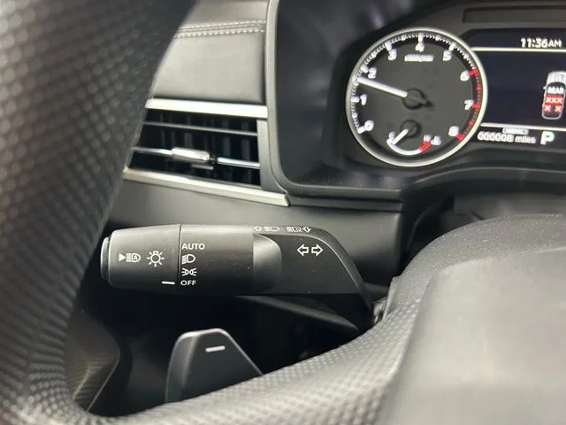 New 2026 White Mitsubishi ES image 22