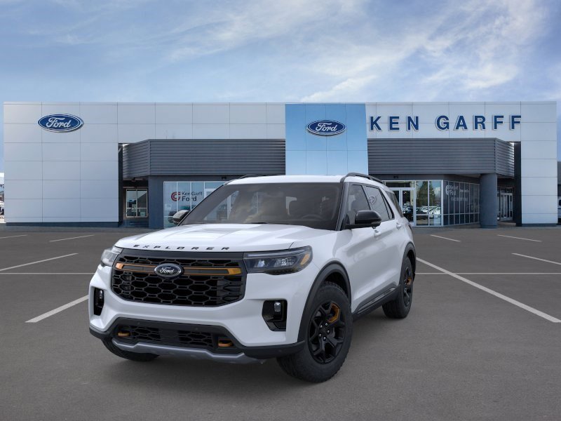 New 2026 Space White Metallic Ford Tremor image 2
