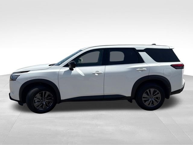 Used 2025 White Nissan S image 5