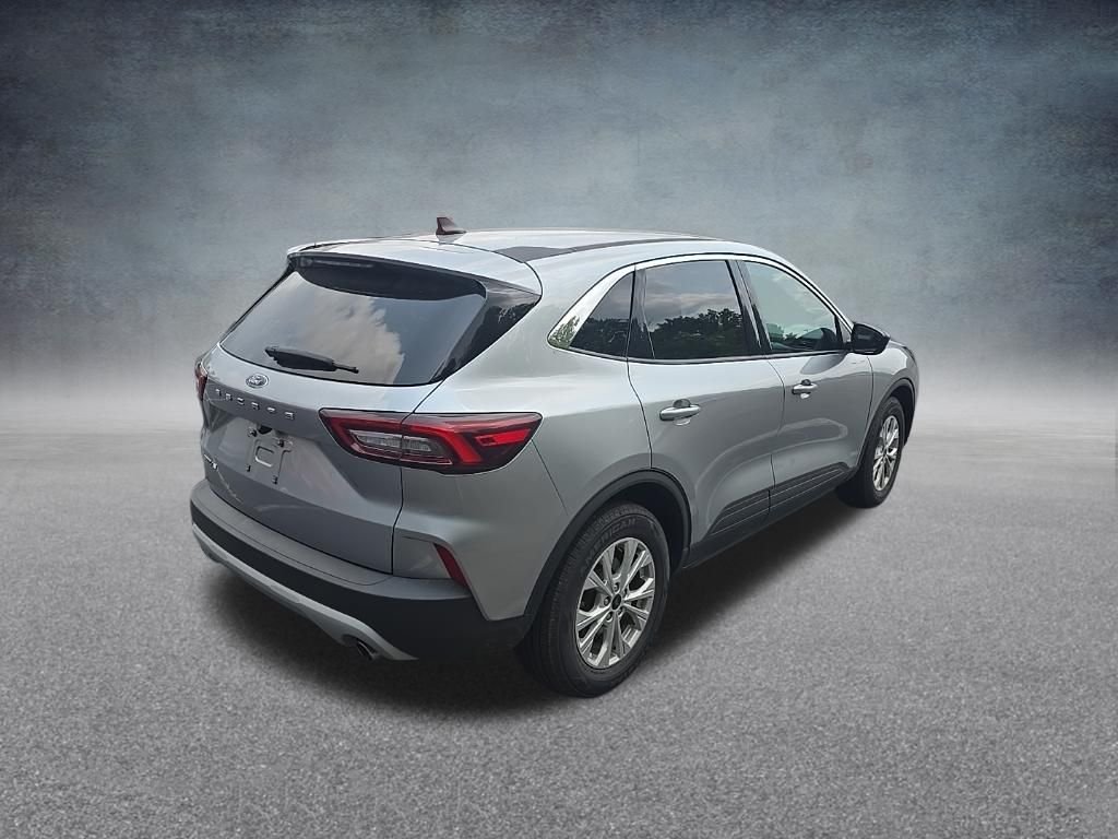 Used 2024 Silver Metallic Ford Active image 8