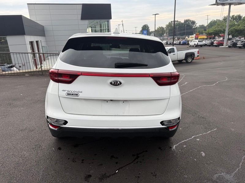 Used 2020 White Kia LX image 7