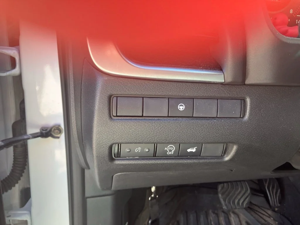 Used 2024 White Nissan SL image 12