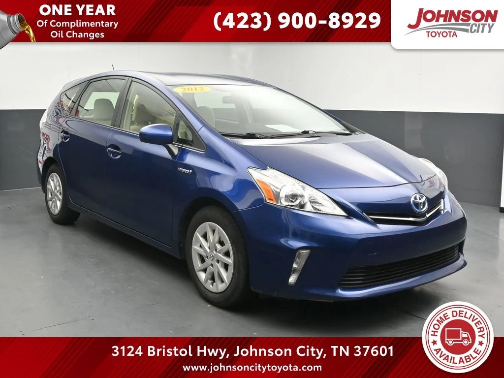 2012 Toyota Prius v Three's photo