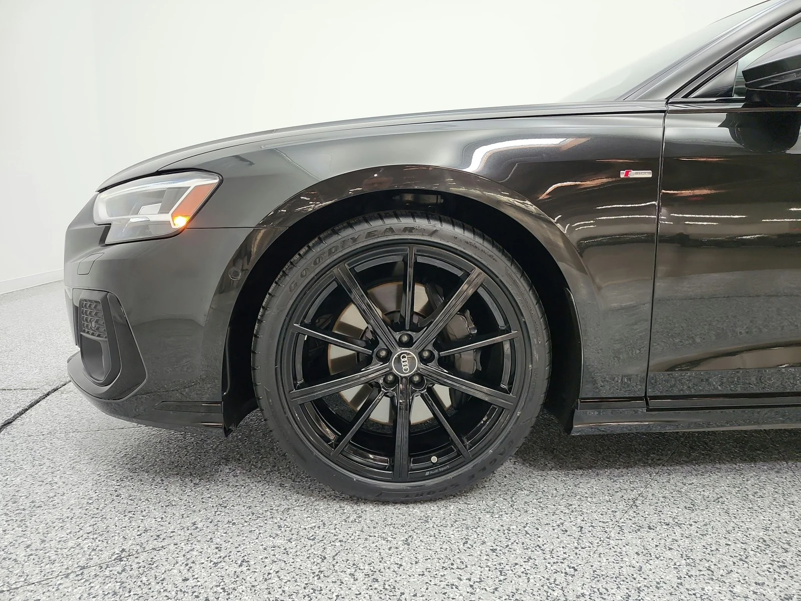 Used 2022 Vesuvius Gray Metallic Audi L 55 TFSI quattro image 38