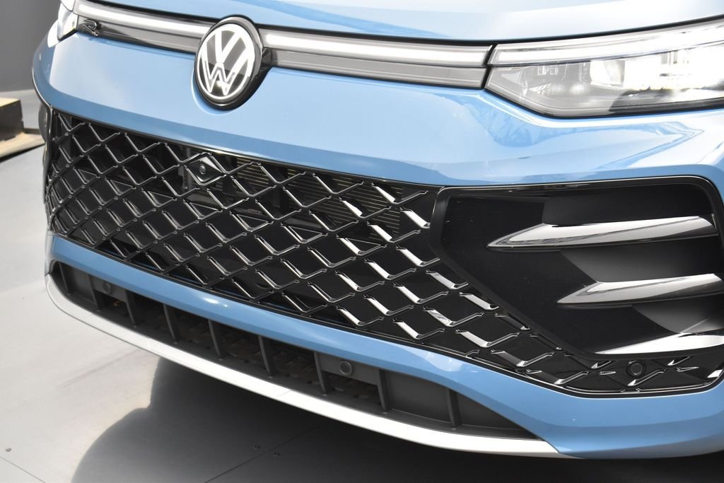 Used 2025 Monterey Blue Pearl Volkswagen 2.0T SEL R-Line image 35