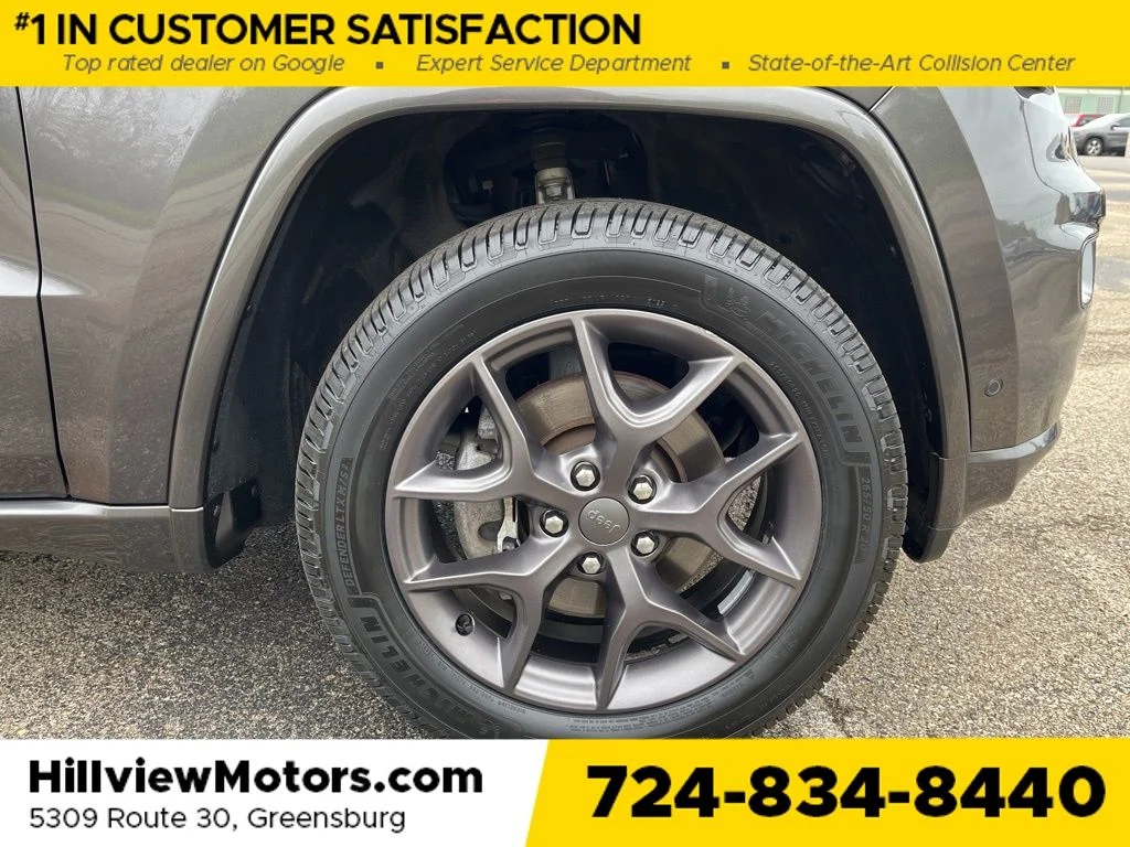 Certified Used 2021 Granite Crystal Metallic Clearcoat Jeep 80th Anniversary Edition image 14
