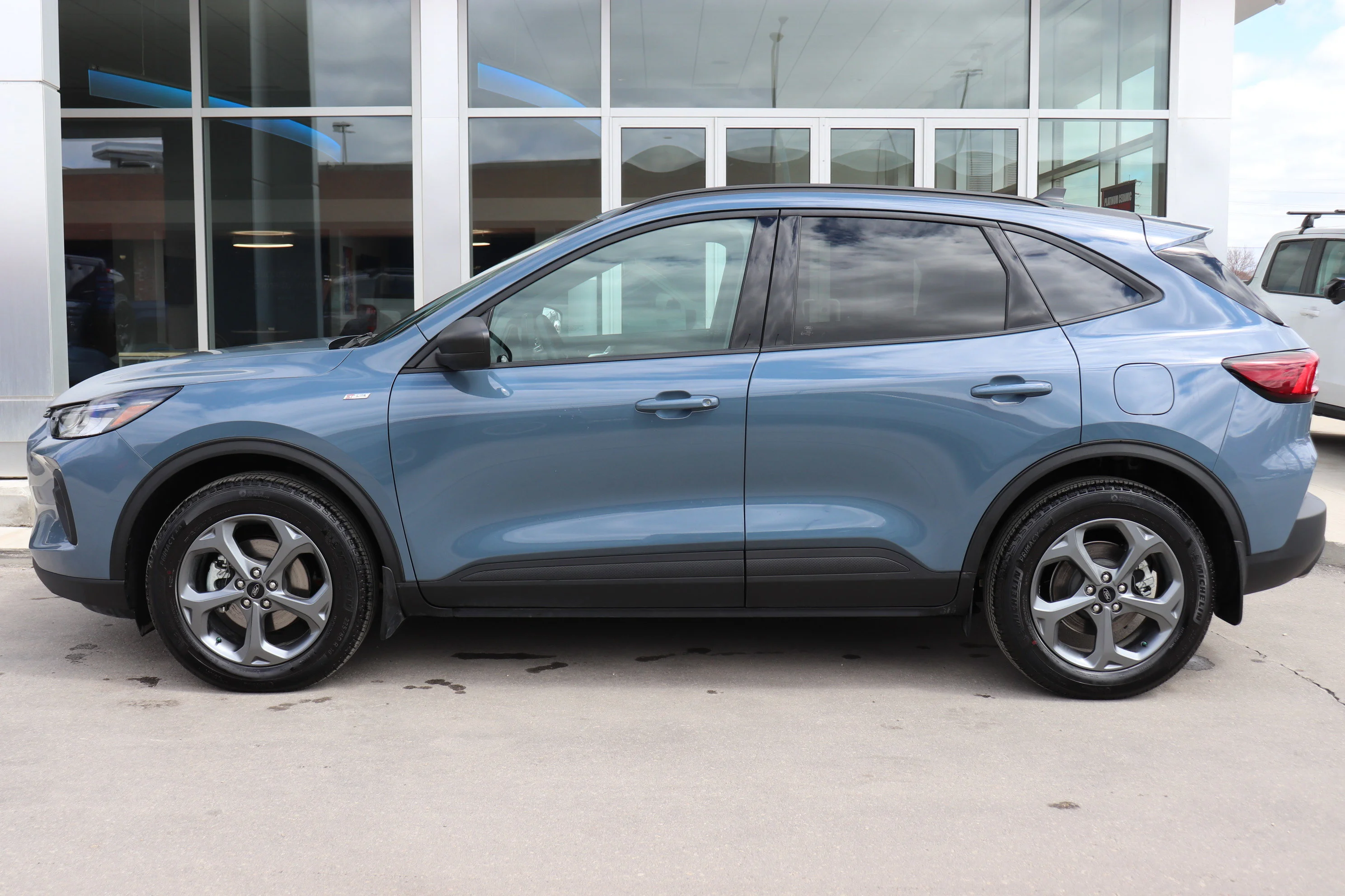 Certified Used 2025 Blue Ford ST-Line AWD image 3