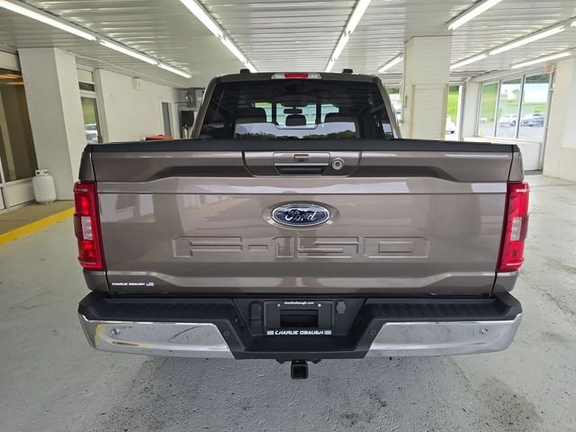 Used 2023 Gray Ford XLT image 4