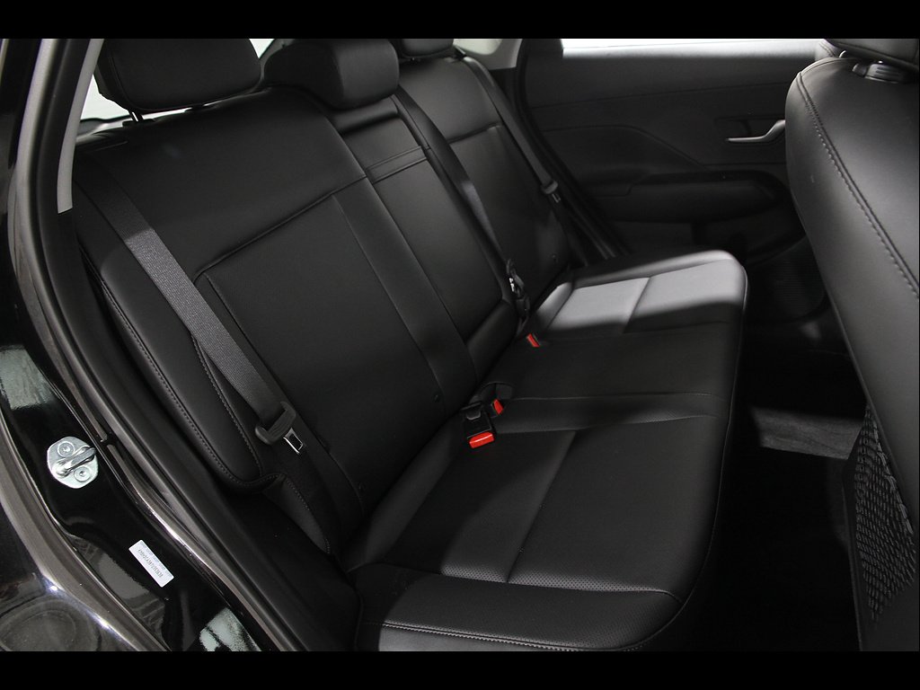 2026 Hyundai Kona SEL Premium - Photo 18