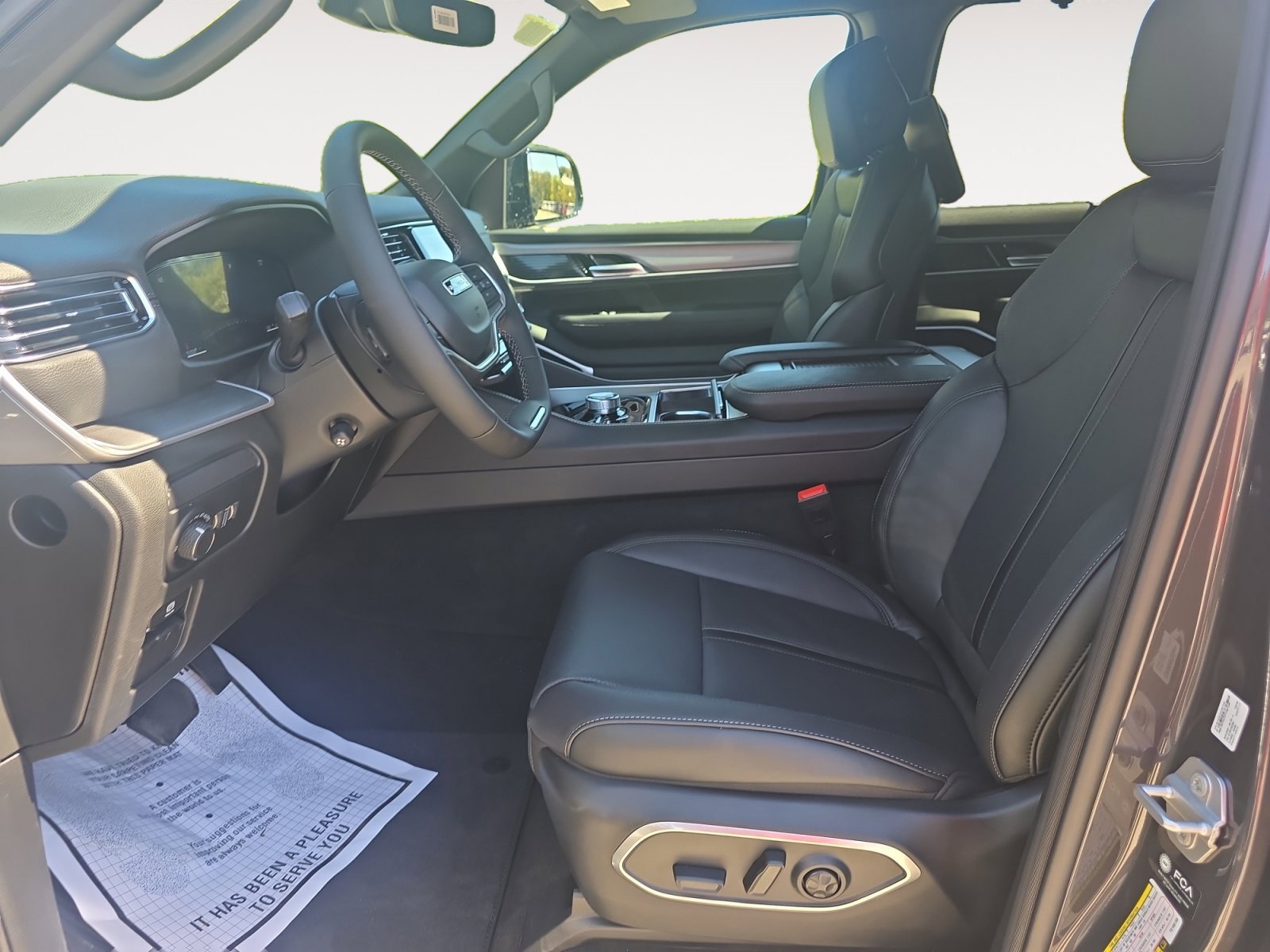 New 2026 Baltic Gray Metallic Clearcoat Jeep Limited Altitude image 23