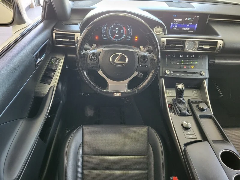 Used 2016 Ultra White LEXUS 4DR SDN image 12