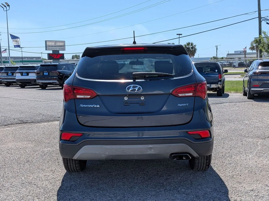 Used 2018 Blue Hyundai 2.4 Base image 4