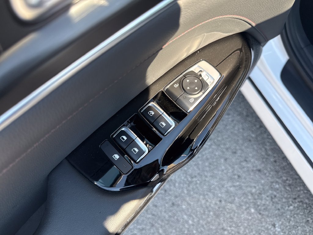 Used 2024 White Kia GT image 11