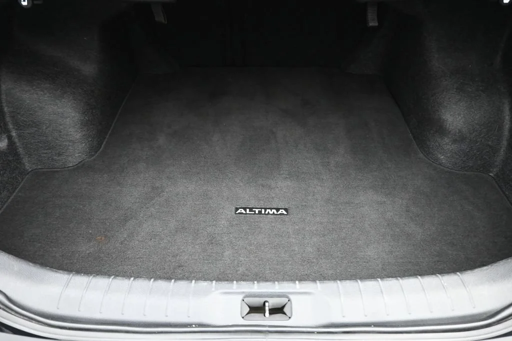 Used 2024 Black Nissan 2.5 SV image 14