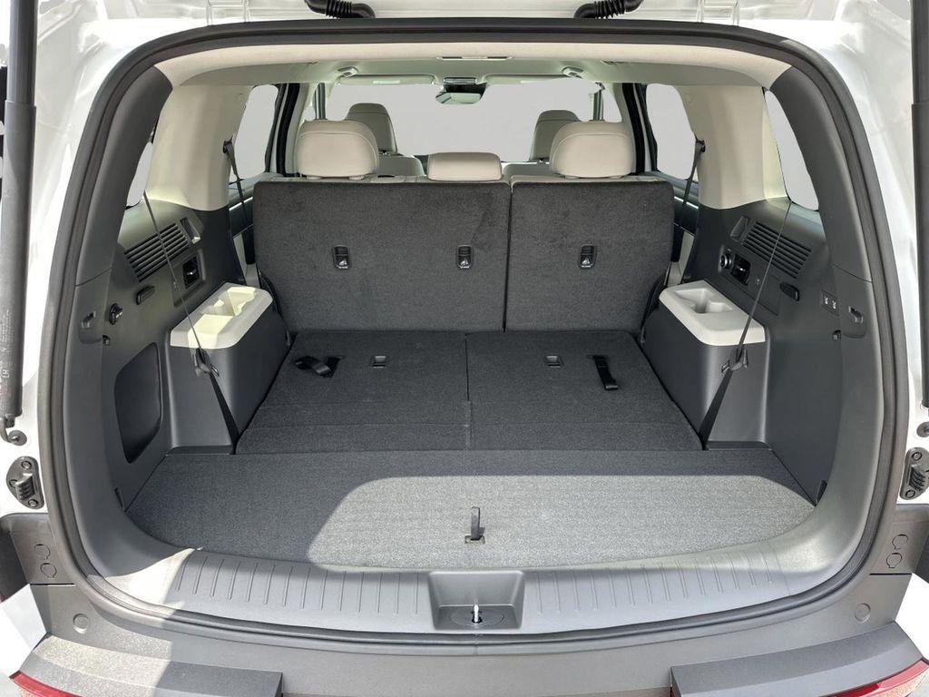 New 2026 Serenity White Hyundai SEL FWD image 23