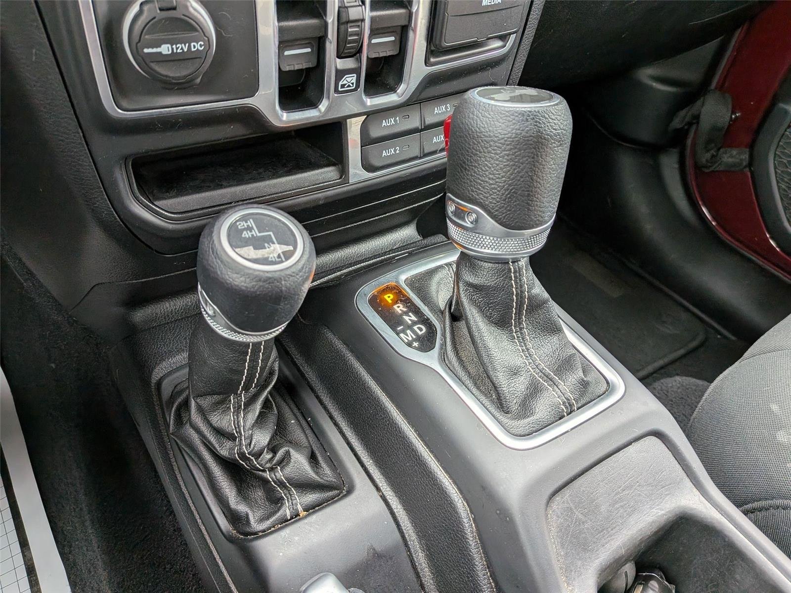Used 2021 Snazzberry Pearlcoat Jeep Unlimited Sahara image 20