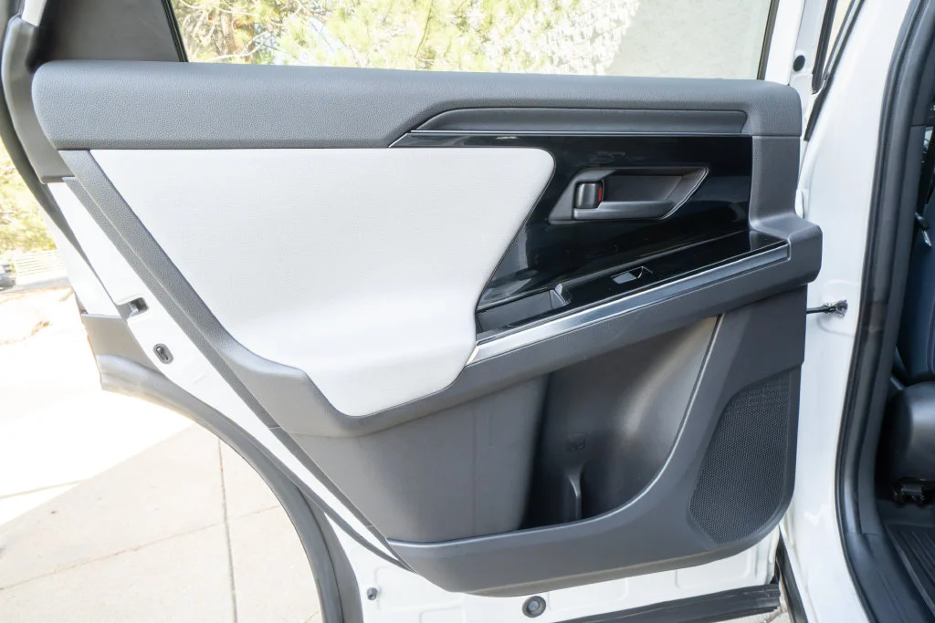 Used 2023 White Subaru Limited image 15
