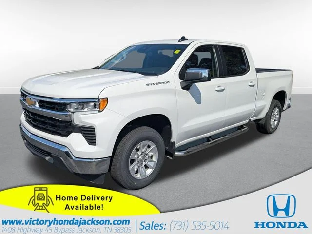 Used 2024 Summit White Chevrolet LT image 1