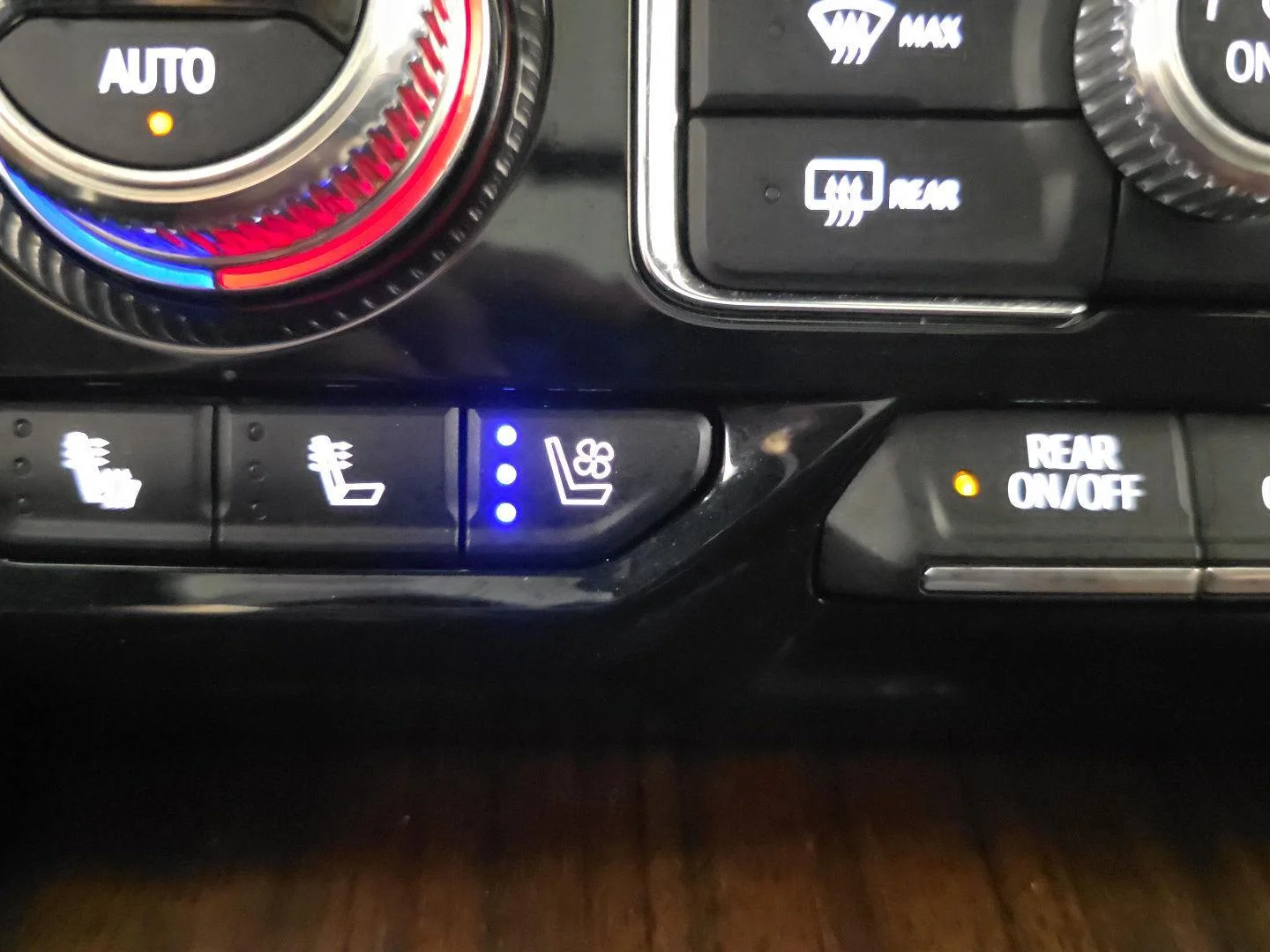 Used 2023 Titanium Rush Metallic GMC Denali Ultimate image 26