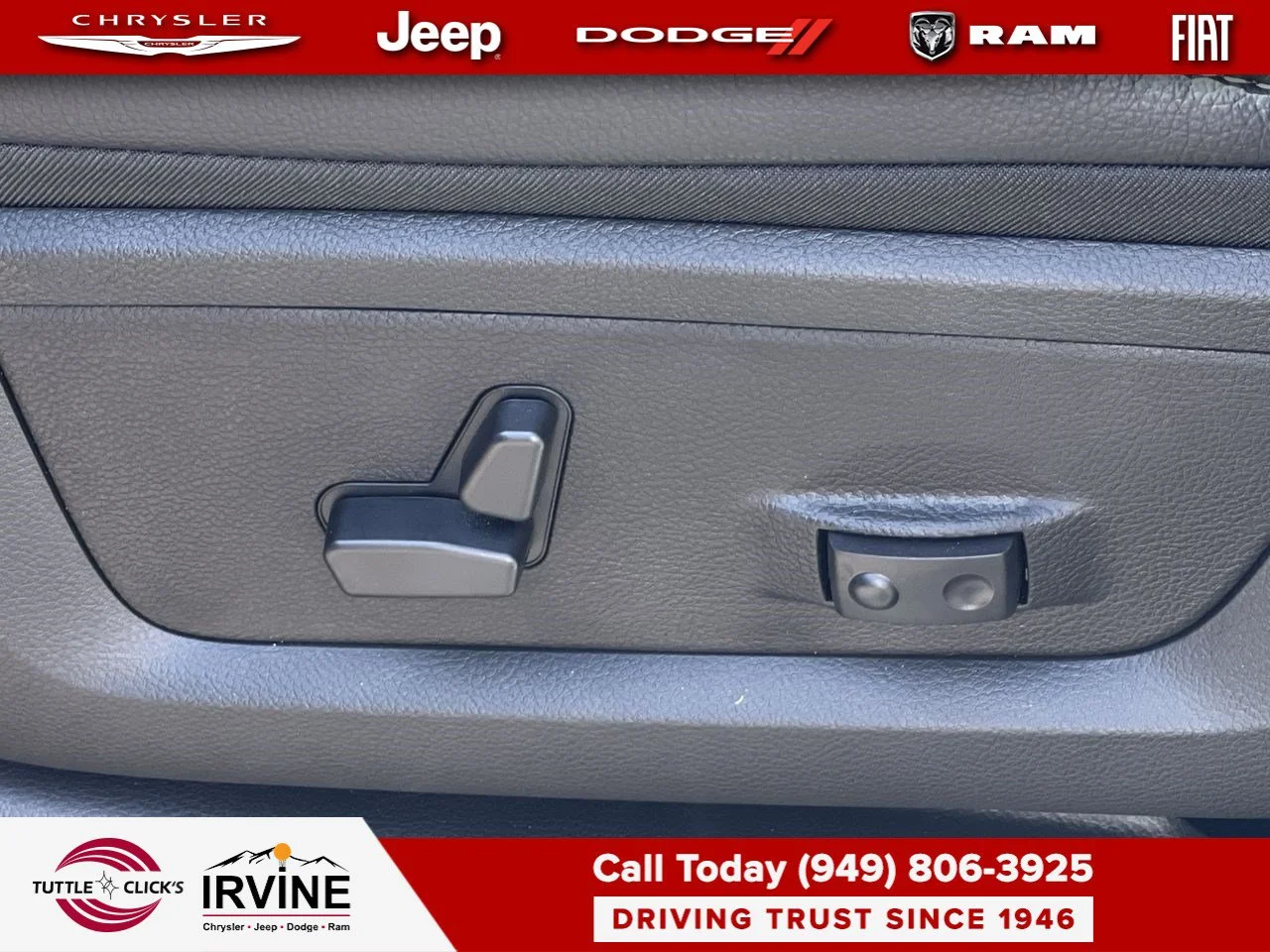 New 2026 Bright White Clear-Coat Exterior Paint RAM Laramie image 28