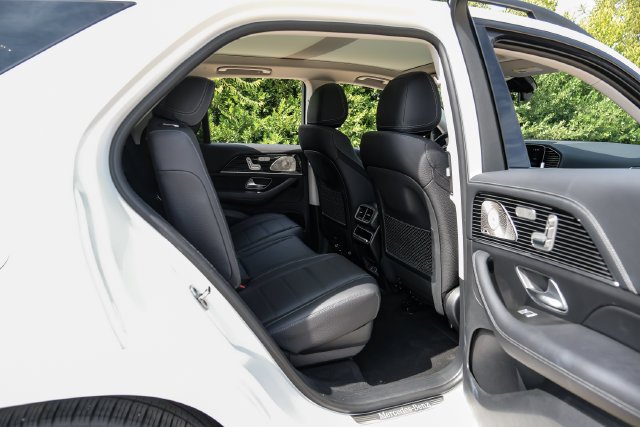 Used 2024 White Mercedes-Benz GLE 580 image 48