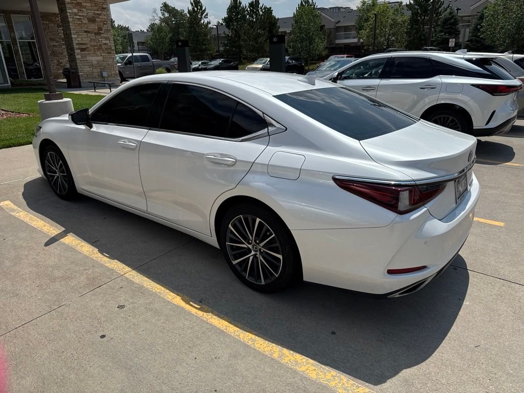Certified Used 2024 White Lexus 350 image 4