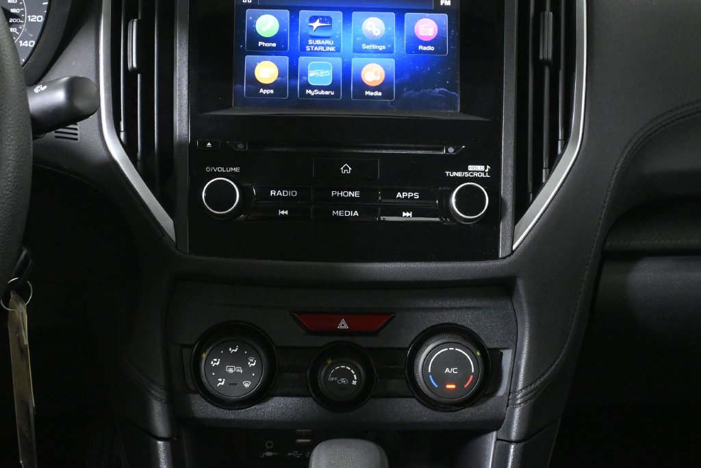 Used 2020 Crystal Black Silica Subaru Premium image 20