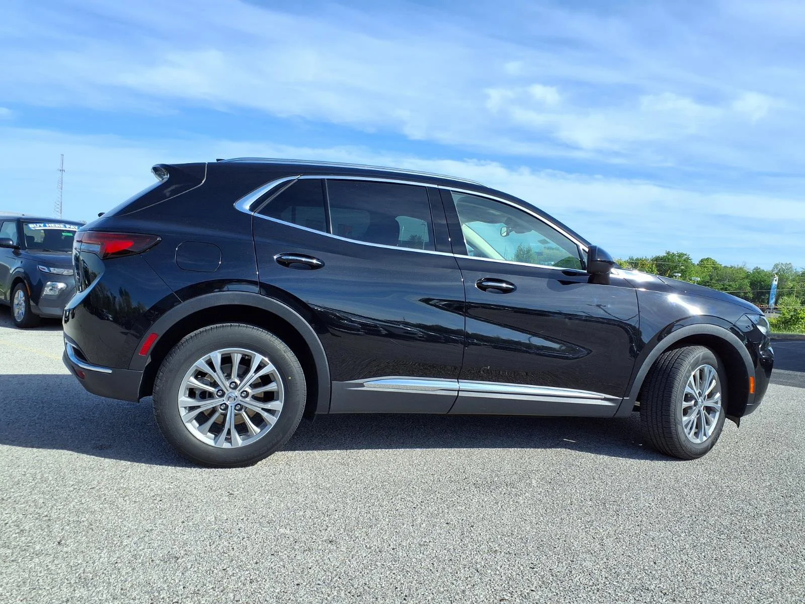 Used 2023 Ebony Twilight Metallic Buick Preferred image 33