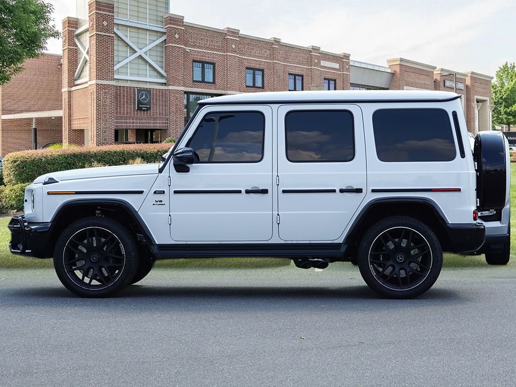 Used 2026 MANUFAKTUR Moonlight White Magno Mercedes-Benz G 63 AMG® image 8