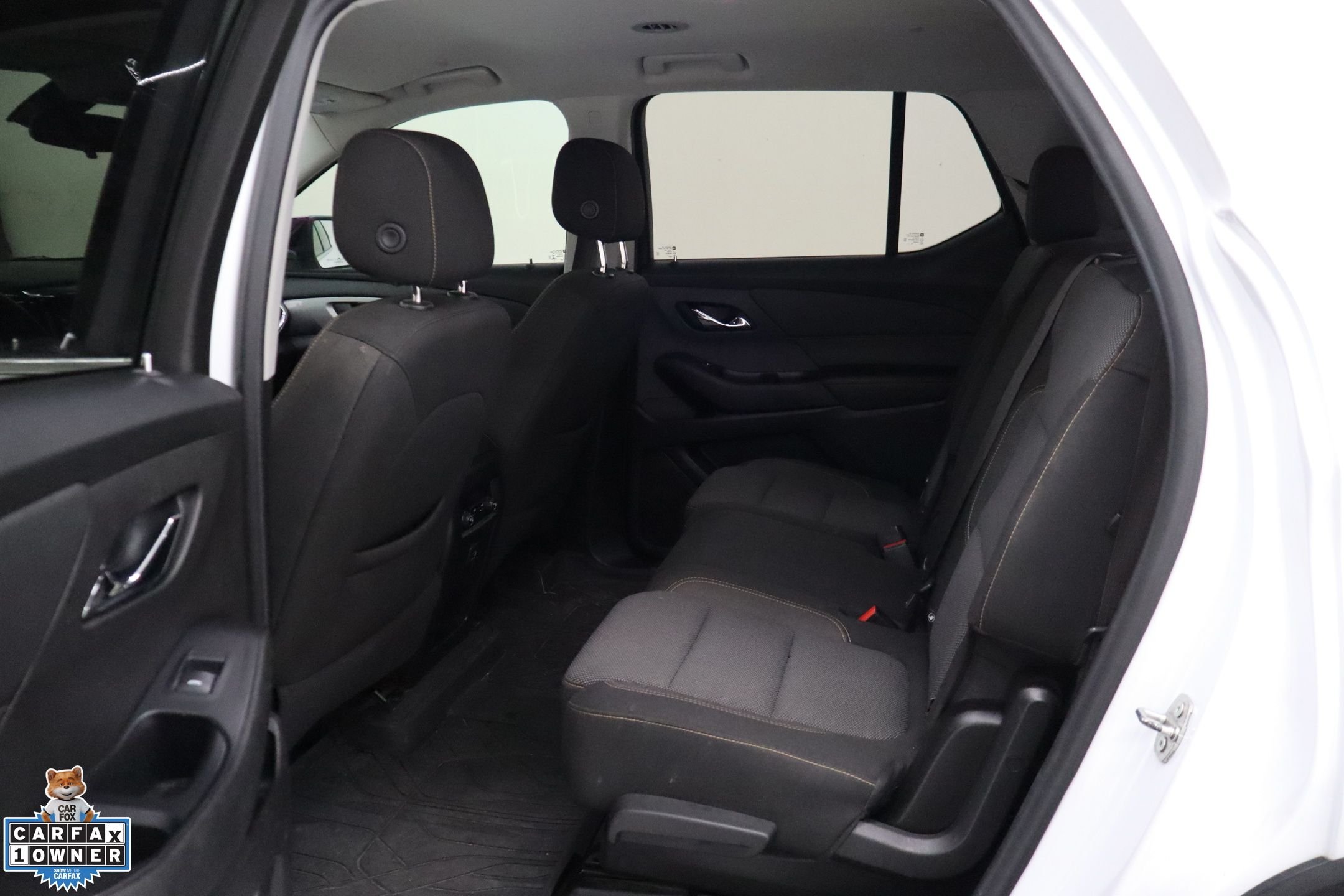 Used 2021 White Chevrolet LS image 25