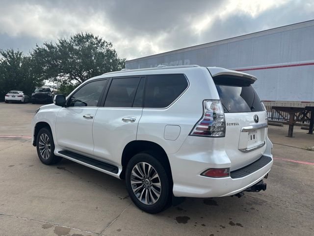 Used 2023 White Lexus 460 Luxury image 7