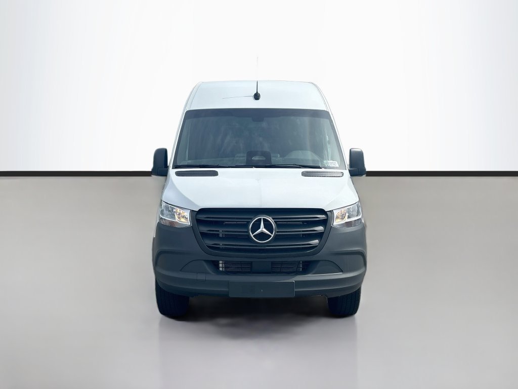 Used 2025 White Mercedes-Benz Passenger 170 WB image 7