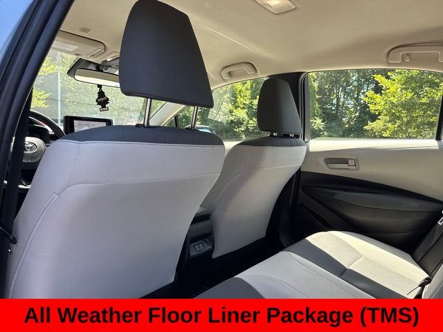 Used 2023  Toyota LE image 19