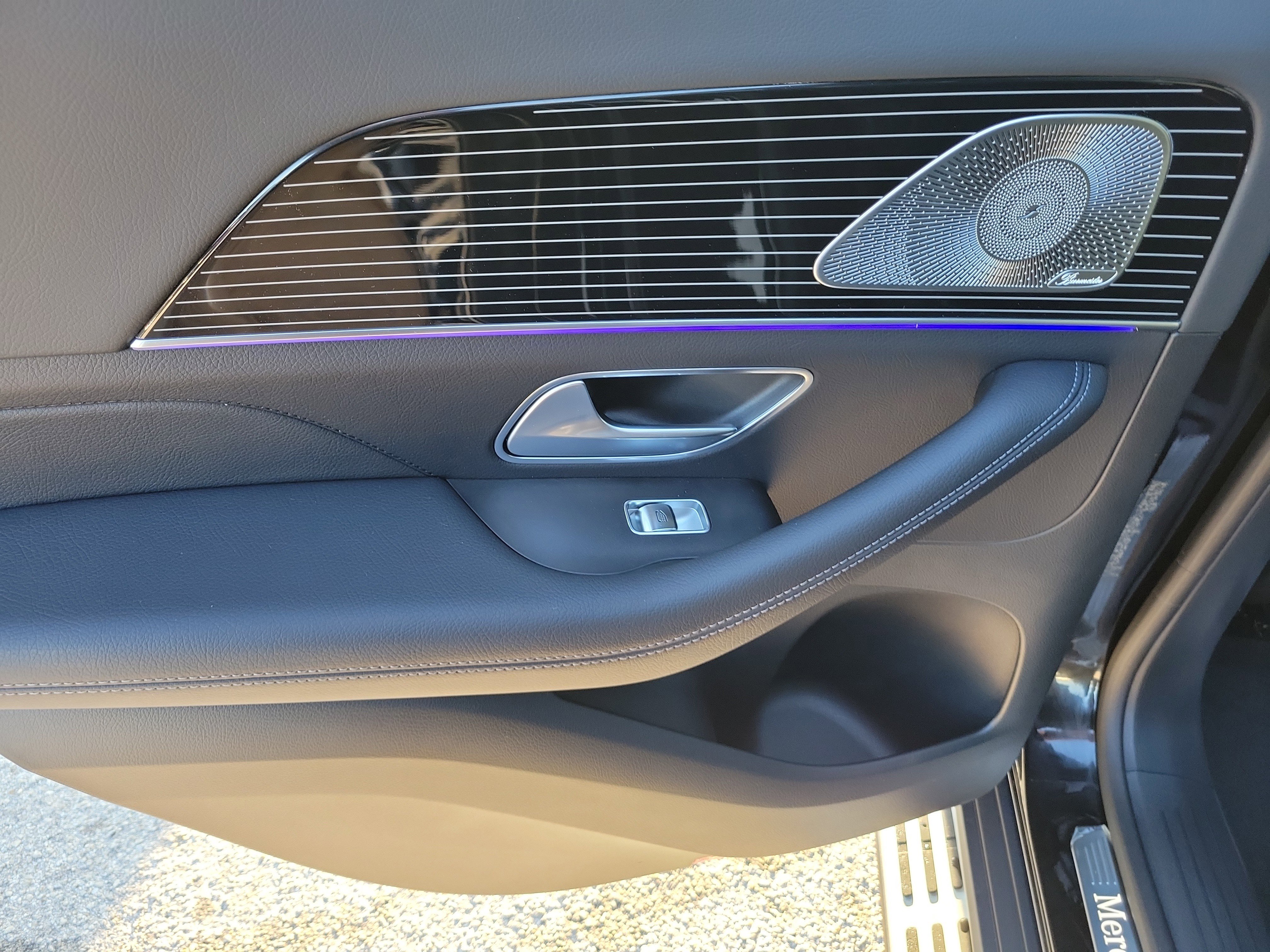 New 2026 Obsidian Black Metallic Mercedes-Benz GLE 450 image 42