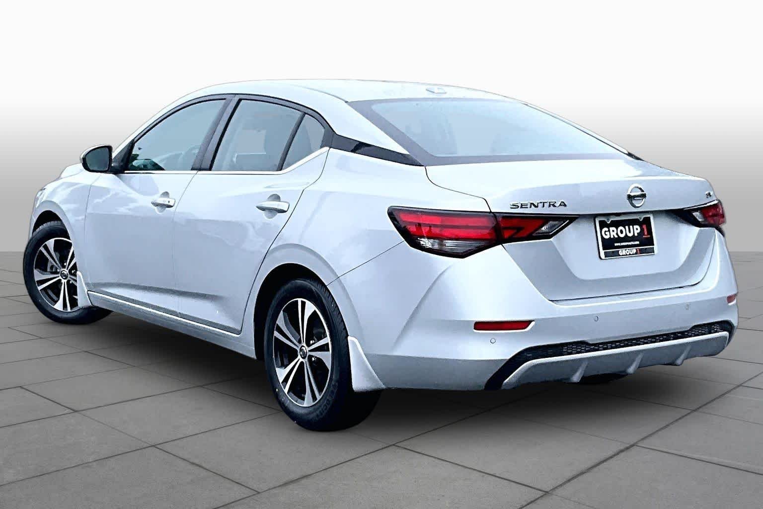 Used 2022 Brilliant Silver Metallic Nissan SV image 12