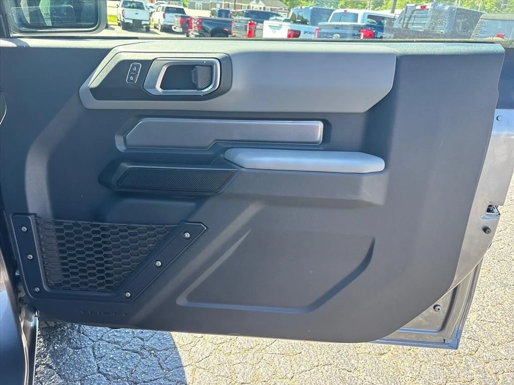 2021 Ford Bronco Base - Photo 13