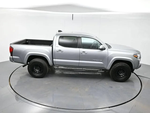 Used 2022 Celestial Silver Metallic Toyota SR5 image 35