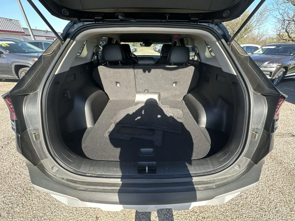 Used 2025 Black Kia EX image 25
