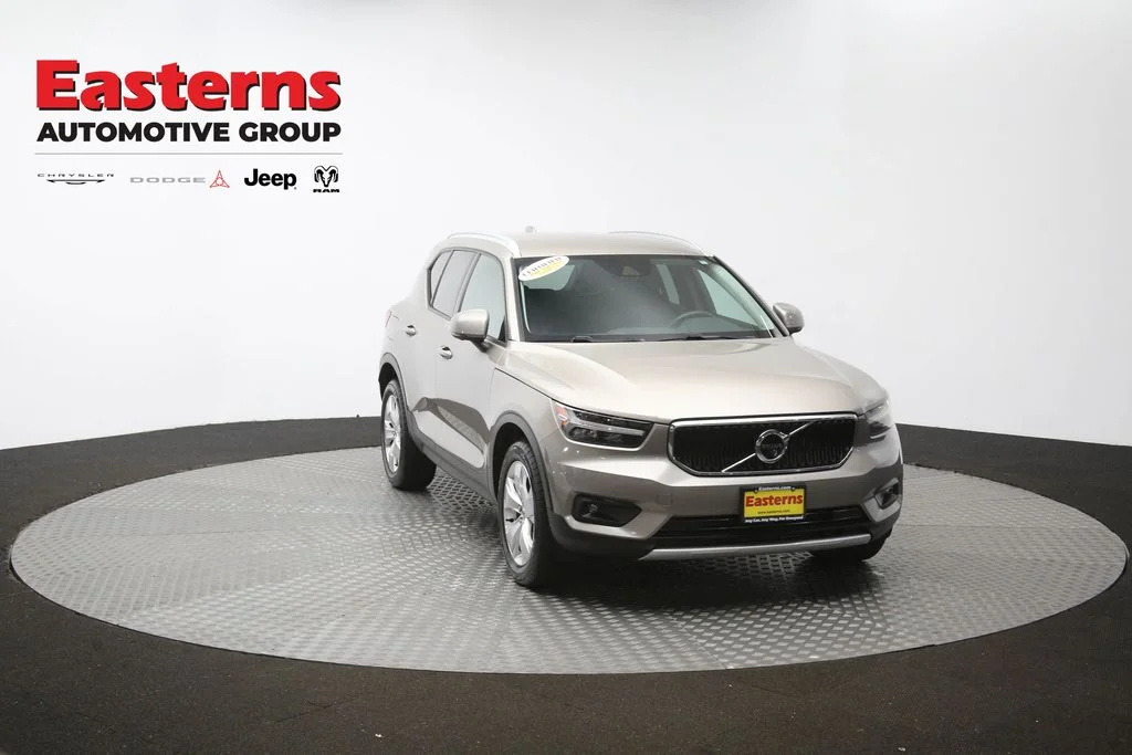 Used 2022 Brown Volvo Momentum image 53