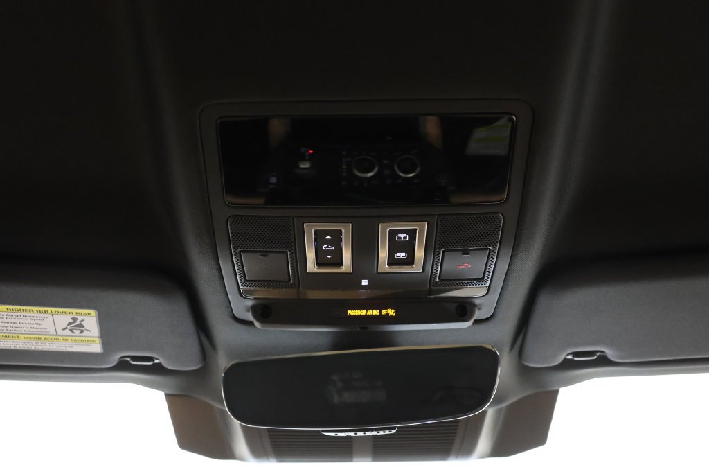 New 2026 Gondwana Stone Metallic Land Rover X-Dynamic SE image 14