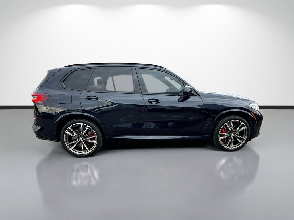Used 2021 Black BMW M50i image 2